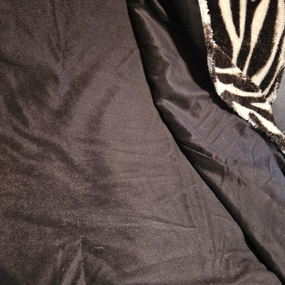 Zebra‎ plush blancket - Picture 2 of 2